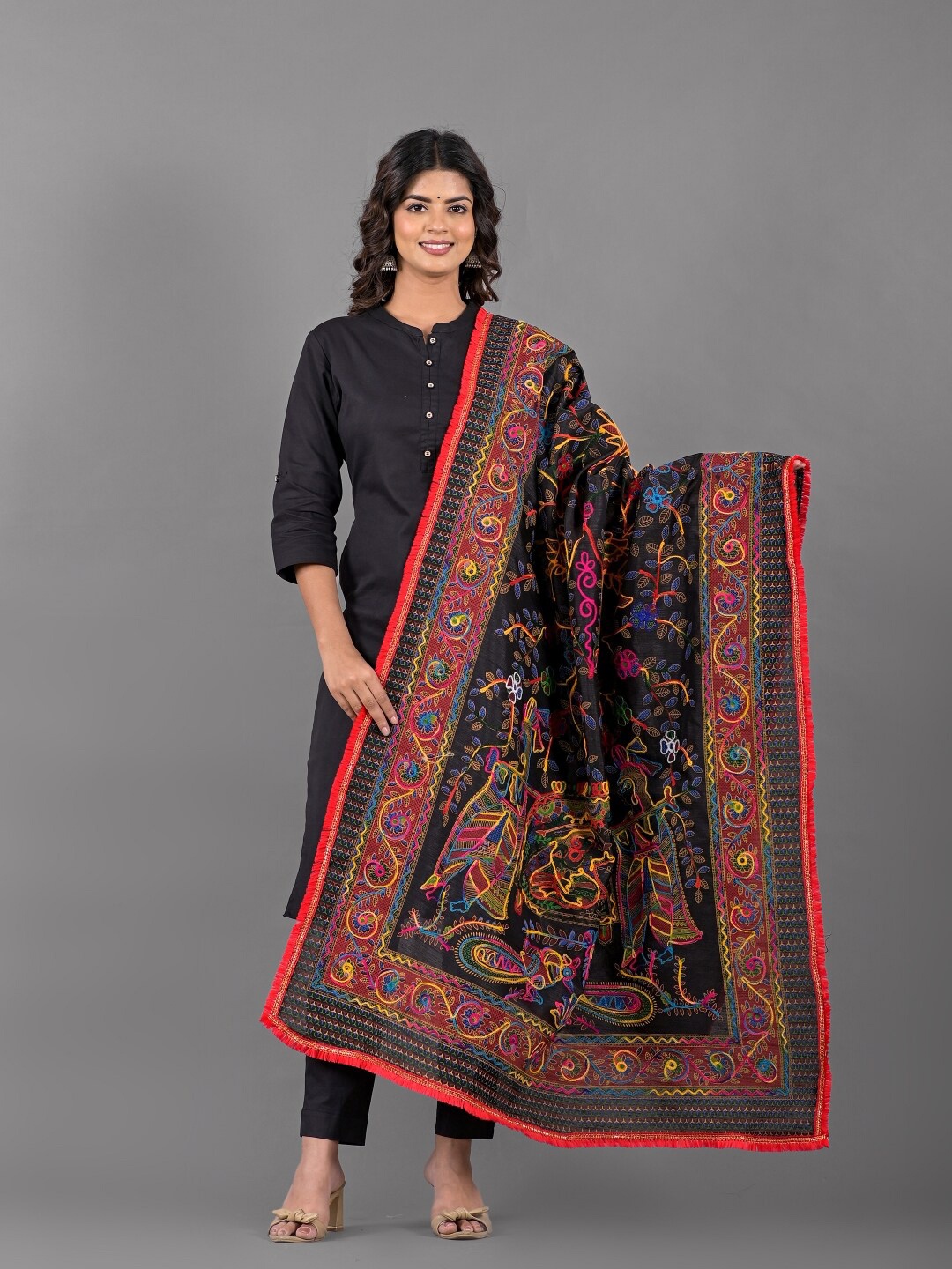 

Apratim Floral Embroidered Thread Work Detailed Dupatta, Black