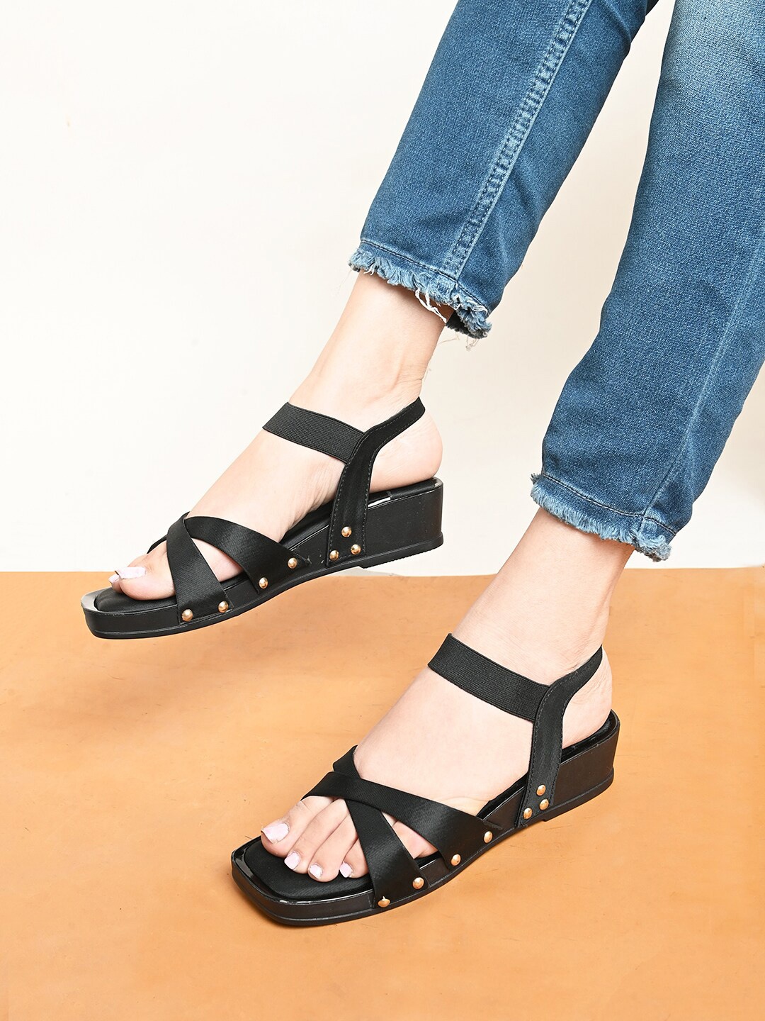 

XE Looks Open Toe Wedge Heels, Black