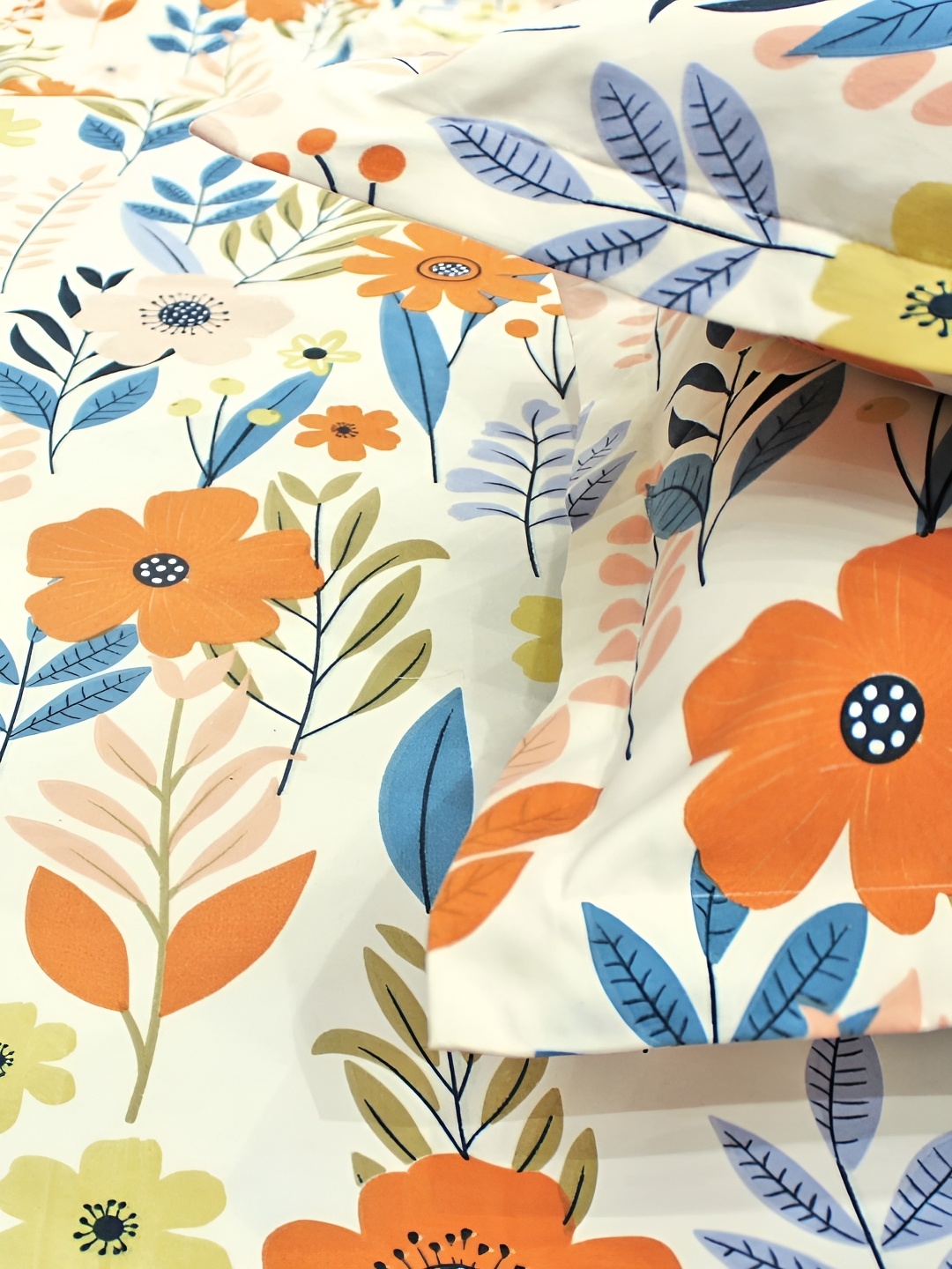

Aurave Beige & Orange Floral 210 TC Microfiber King Bedsheet With 2 Pillow Covers