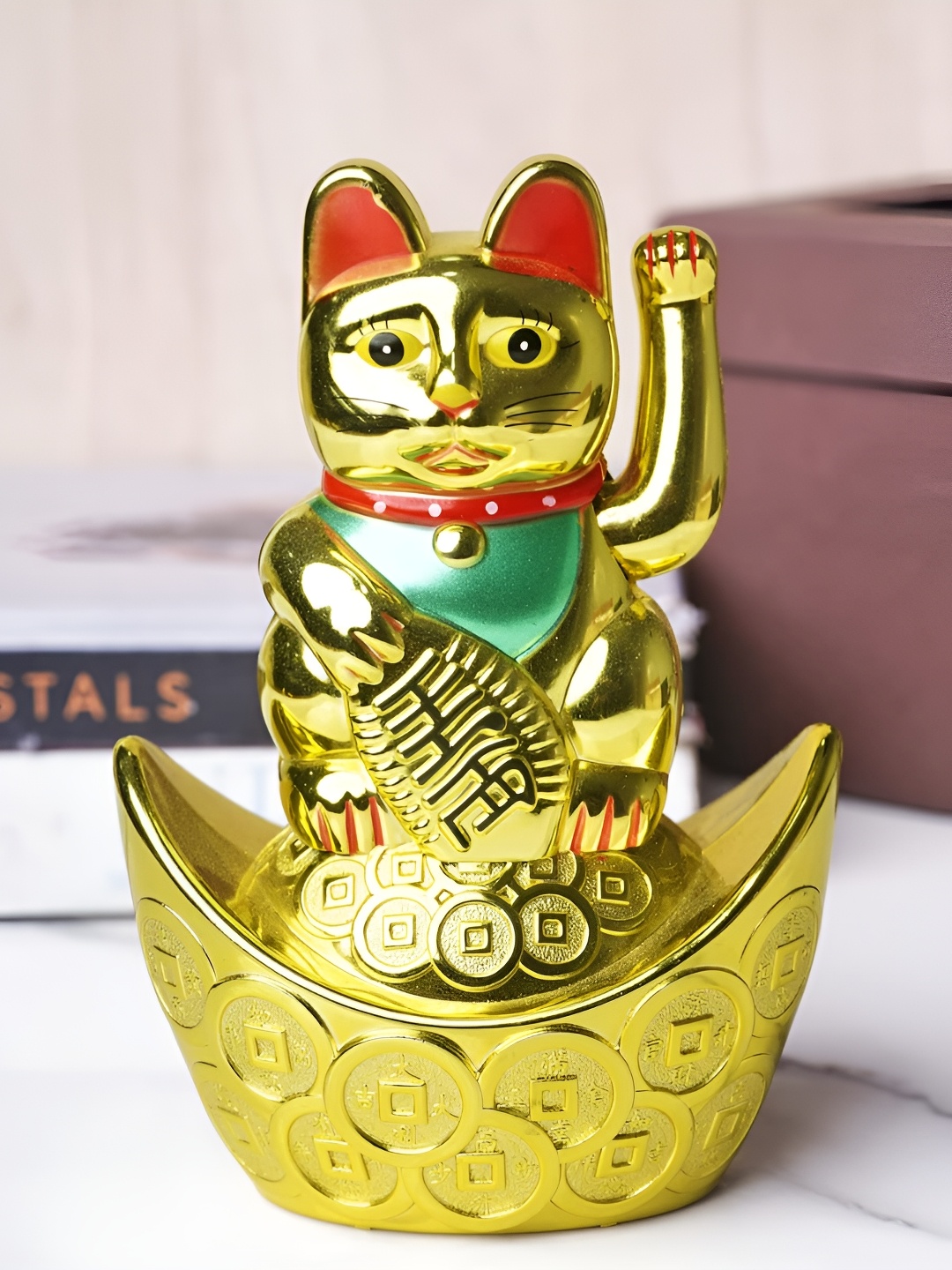 

Shubhanjali Maneki Cat Charm Showpiece, Gold