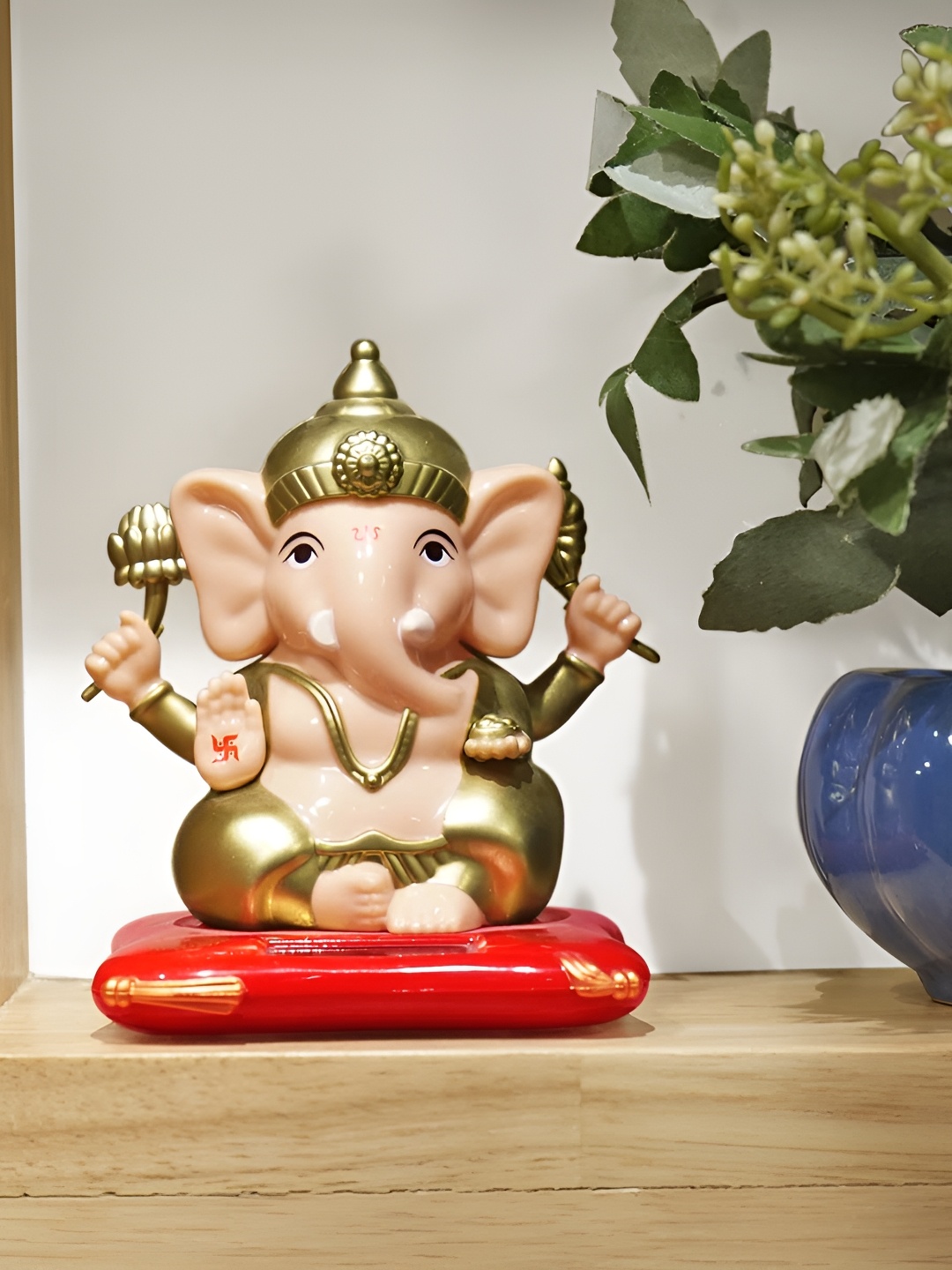 

Shubhanjali Solar Ganesha Idol Showpiece, Off white