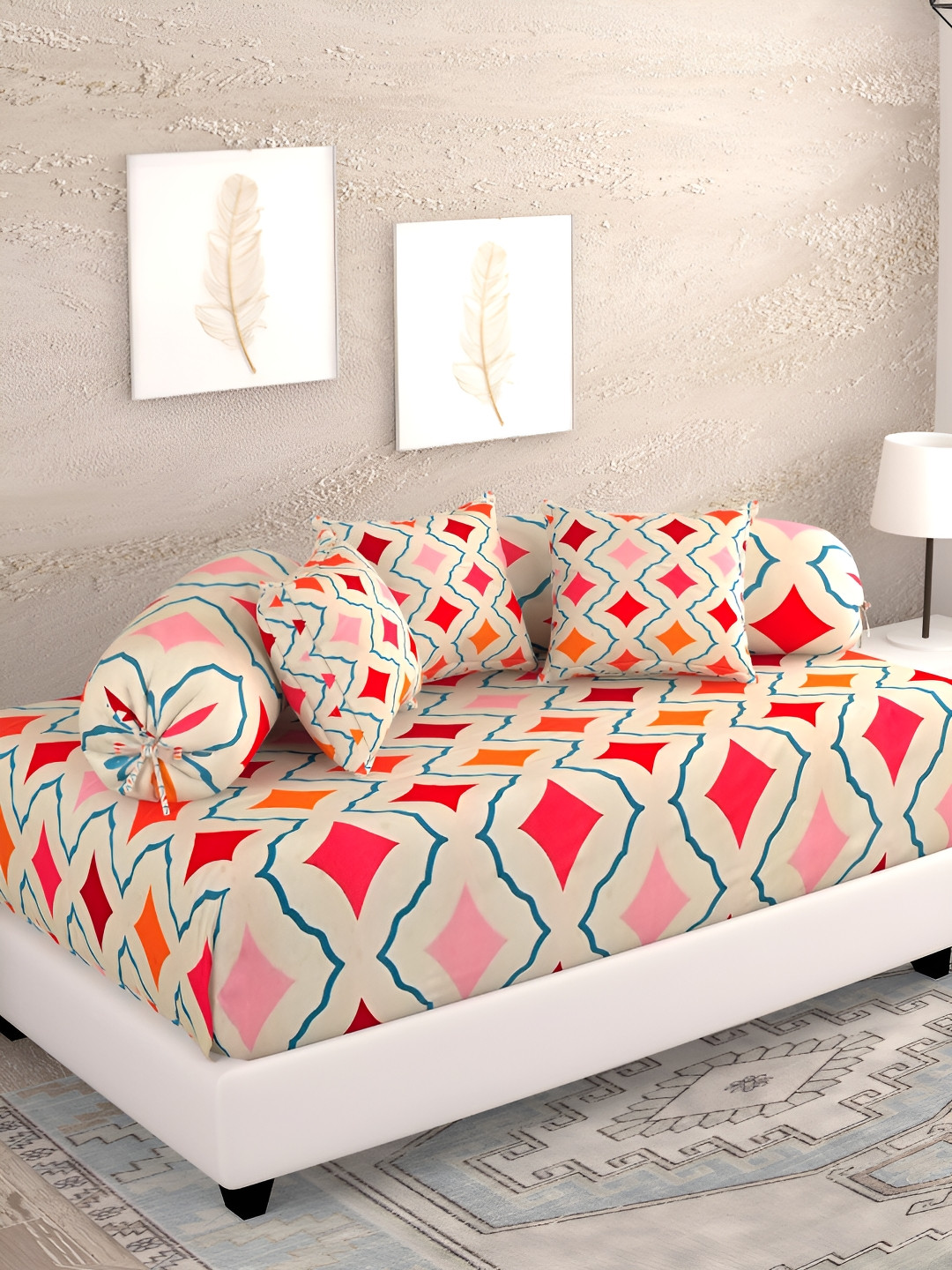 

Salona Bichona Cream-colored & Red 6-pcs Printed 152 TC Diwan Set