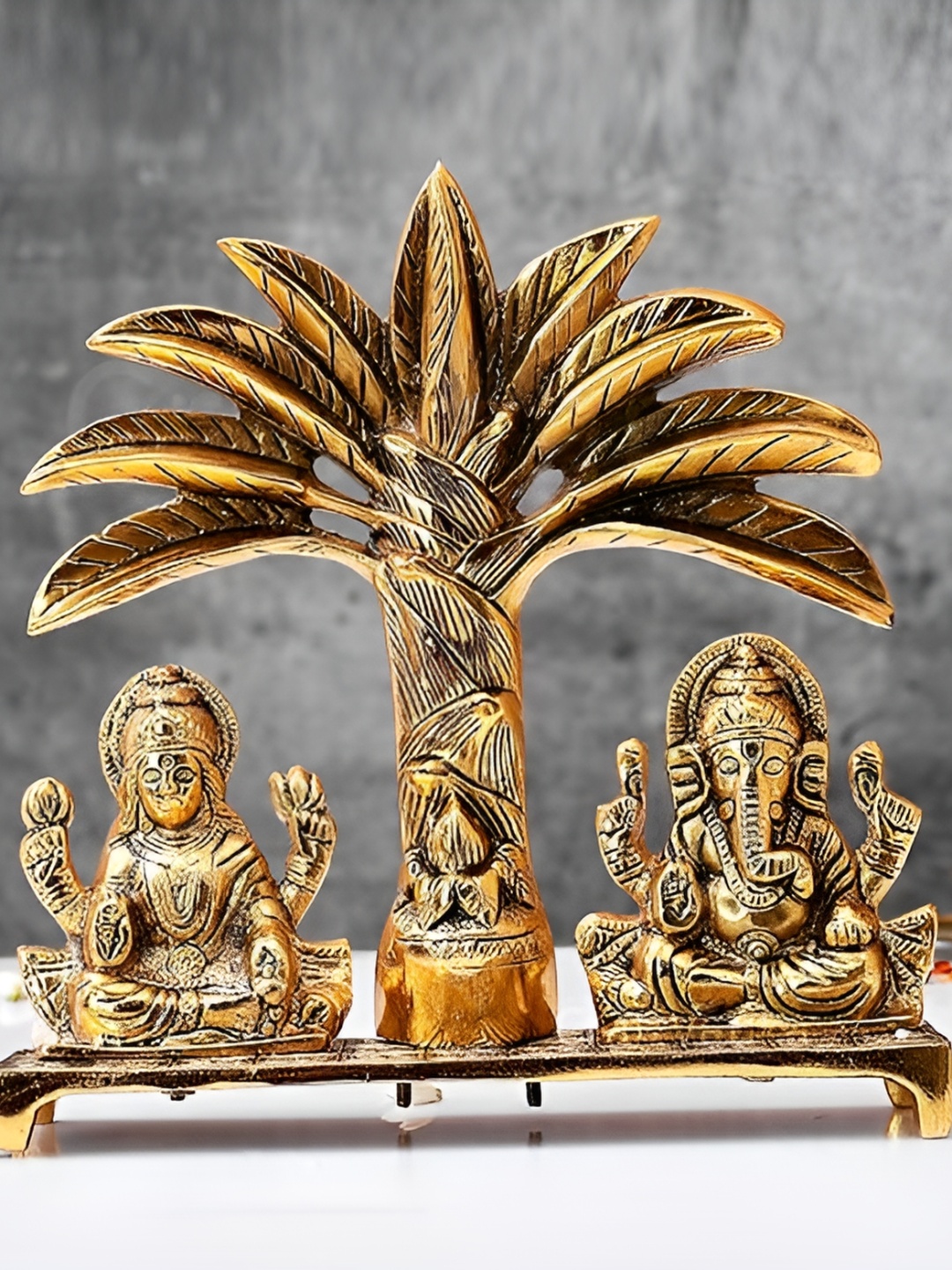 

CraftVatika Brass Lakshmi Ganesh Idol Showpiece, Gold