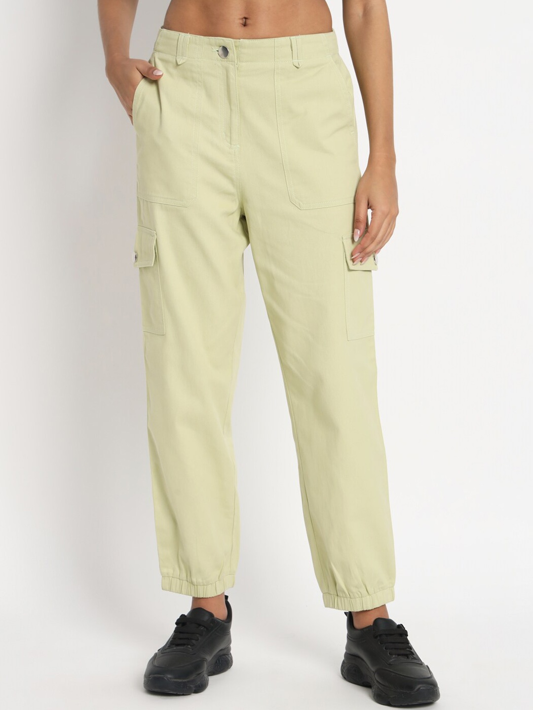 

VividArtsy Women Mid-Rise Tapered Fit Cargos Trousers, Green