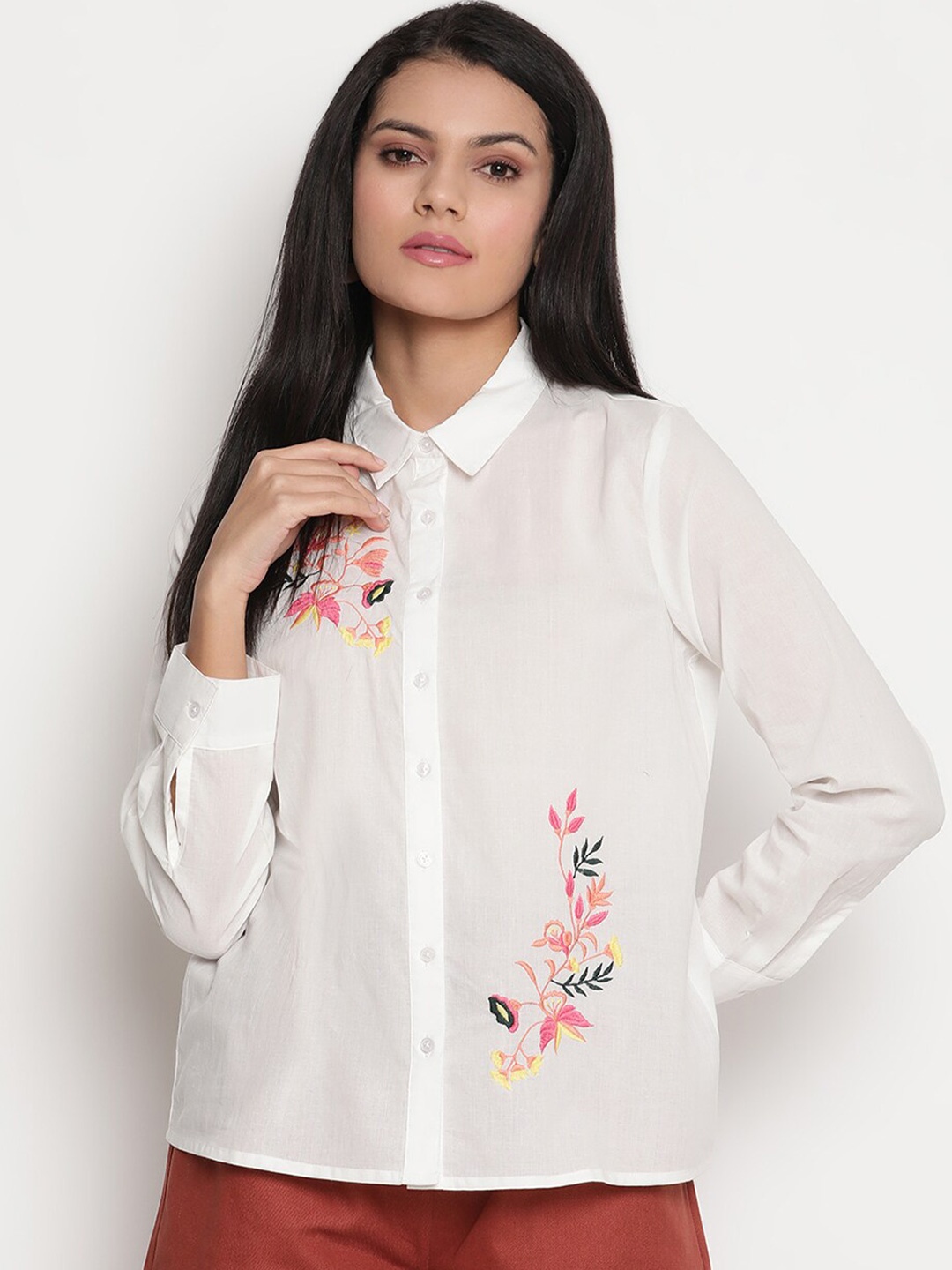

HOUSE OF KKARMA Embroidered Spread Collar Cotton Casual Shirt, White