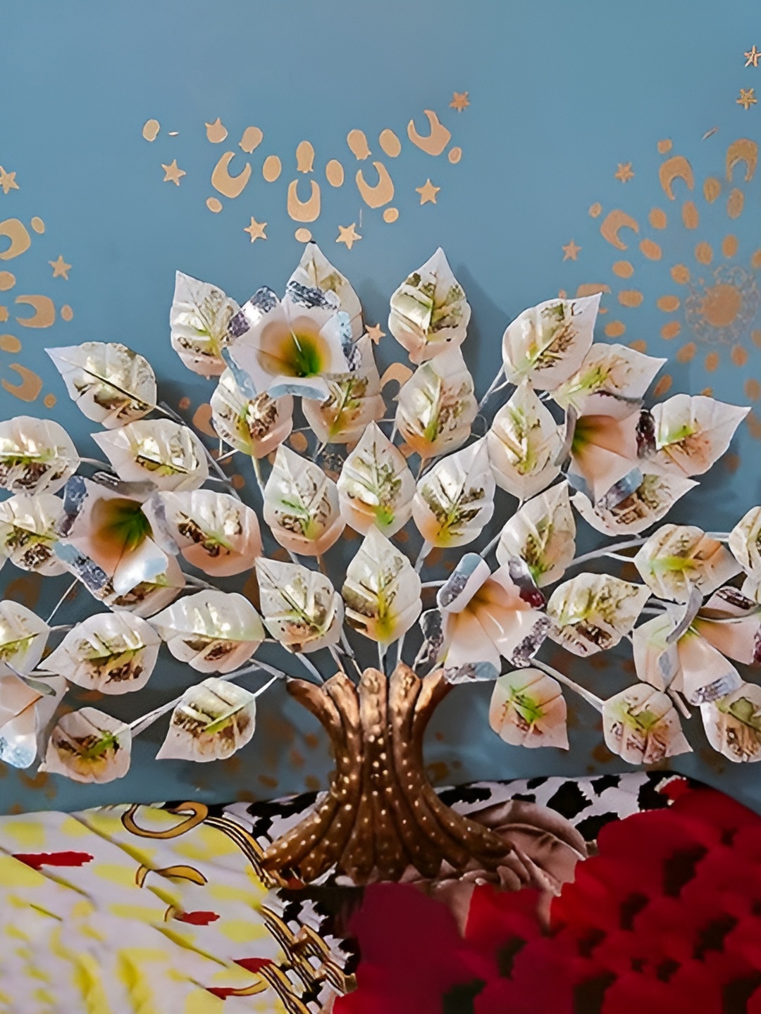 

CraftVatika Brown Tree Leaf Flower Metal Wall Hanging