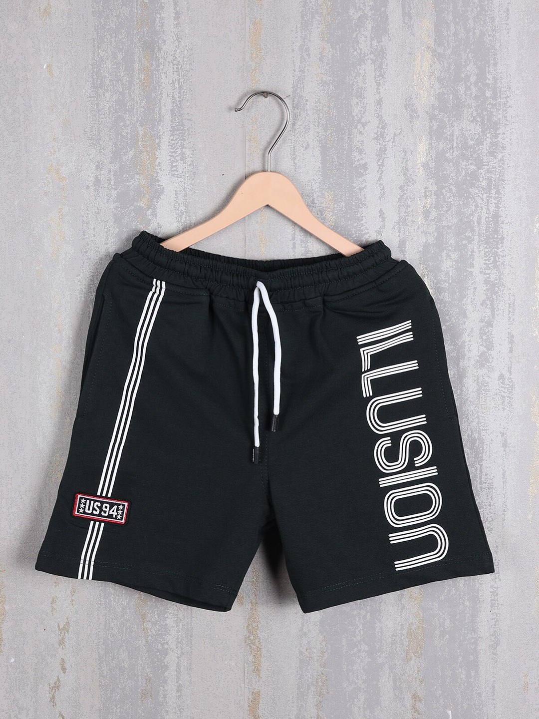

Albion Boys Typography Printed Shorts, Green