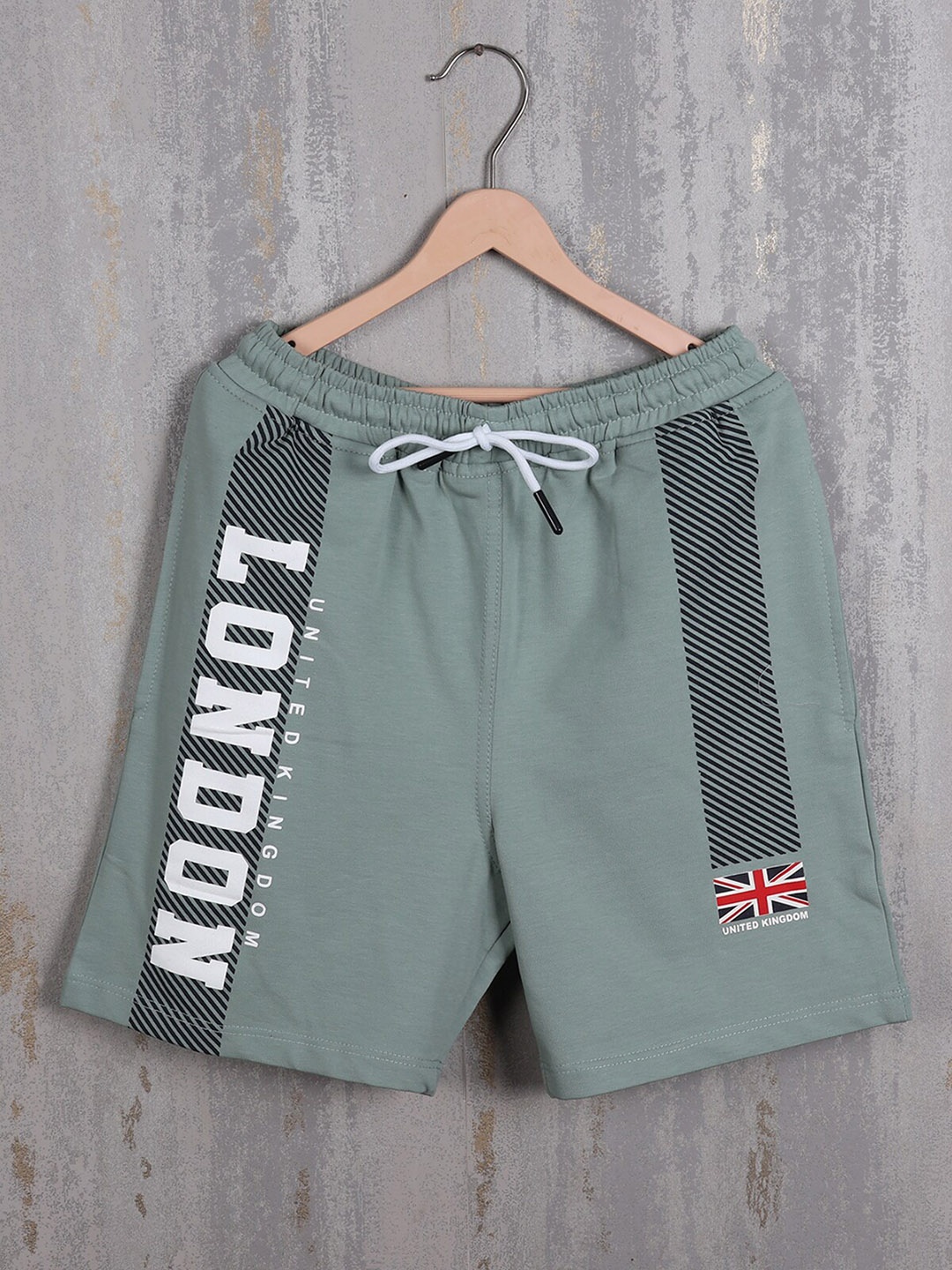 

Albion Boys Typography Printed Shorts, Green