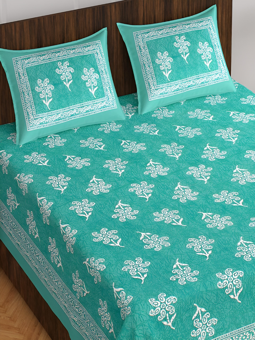 

PHOEBEE Sea Green & White Ethnic Motifs 120 TC Queen Bedsheet with 2 Pillow Covers
