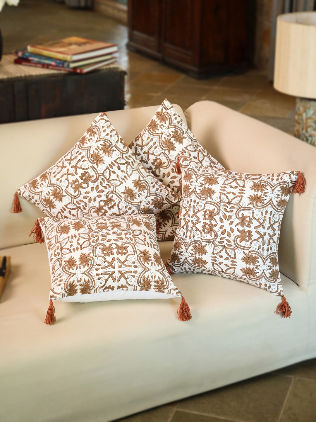 

Aura Brown & White 5 Pcs Ethnic Motifs Cotton Square Cushion Covers