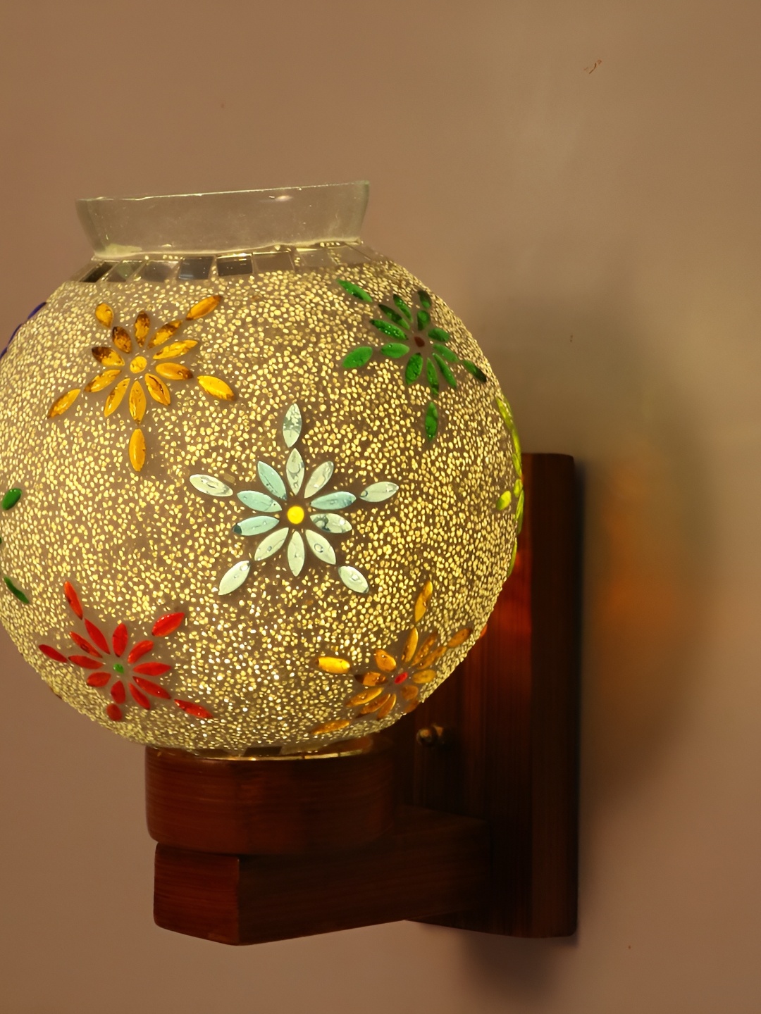 

1ST TIME White & Blue Glass Traditional Spherical Shaped Wall Lamp