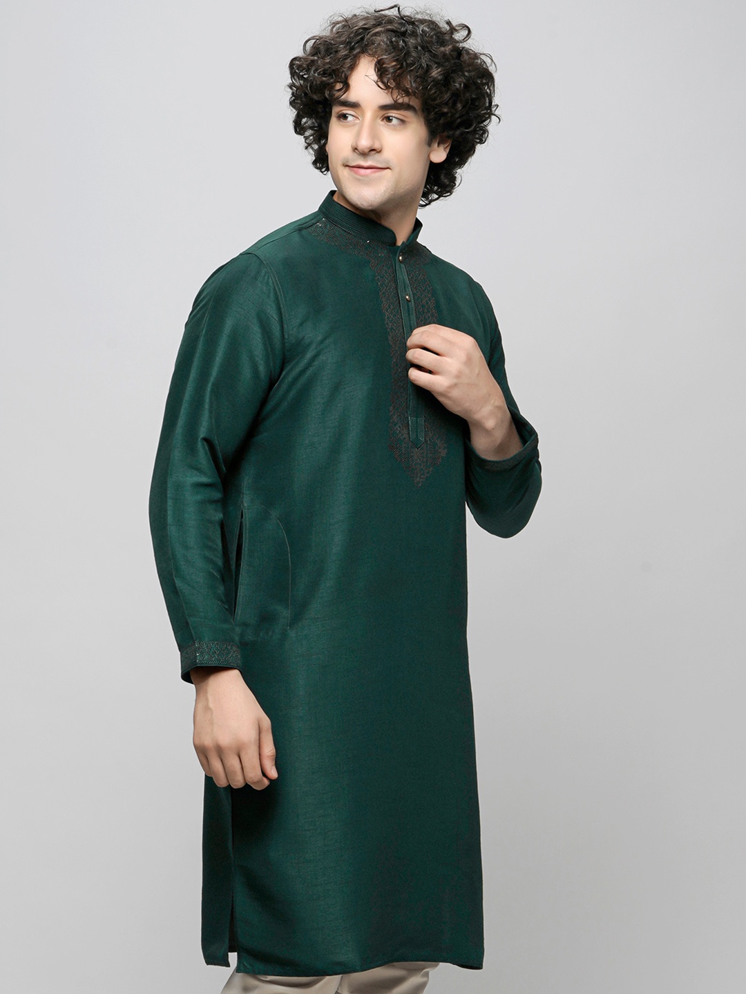 

MAAHI FABS Mandarin Collar Straight Kurta, Green
