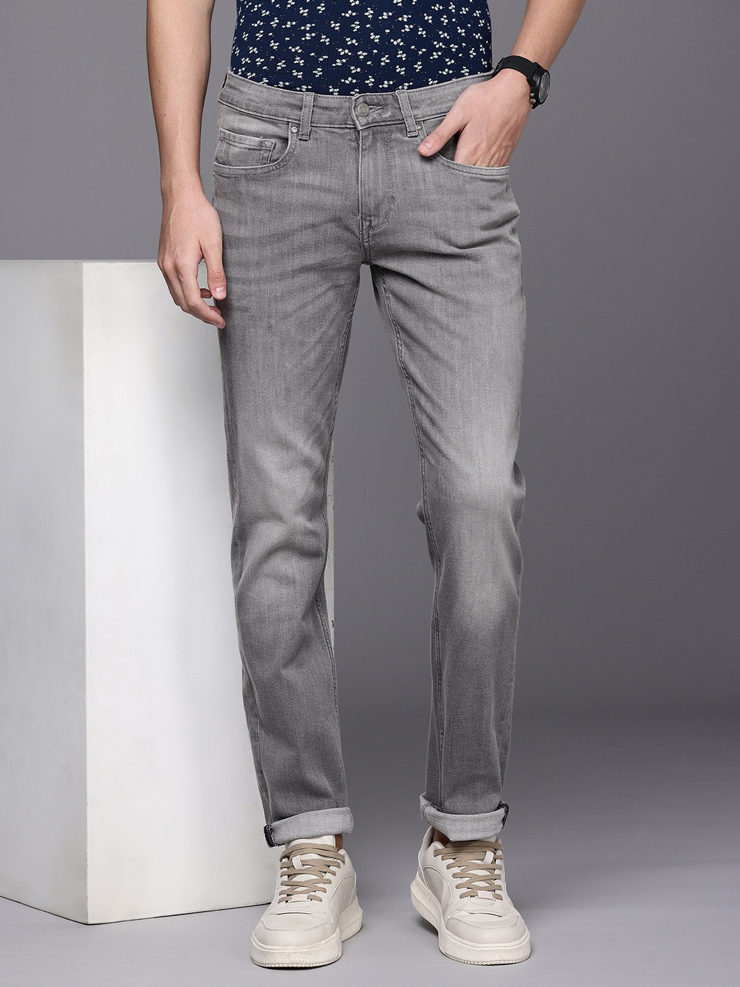 

Louis Philippe Jeans Men Slim Fit Low-Rise Light Fade Stretchable Jeans, Grey