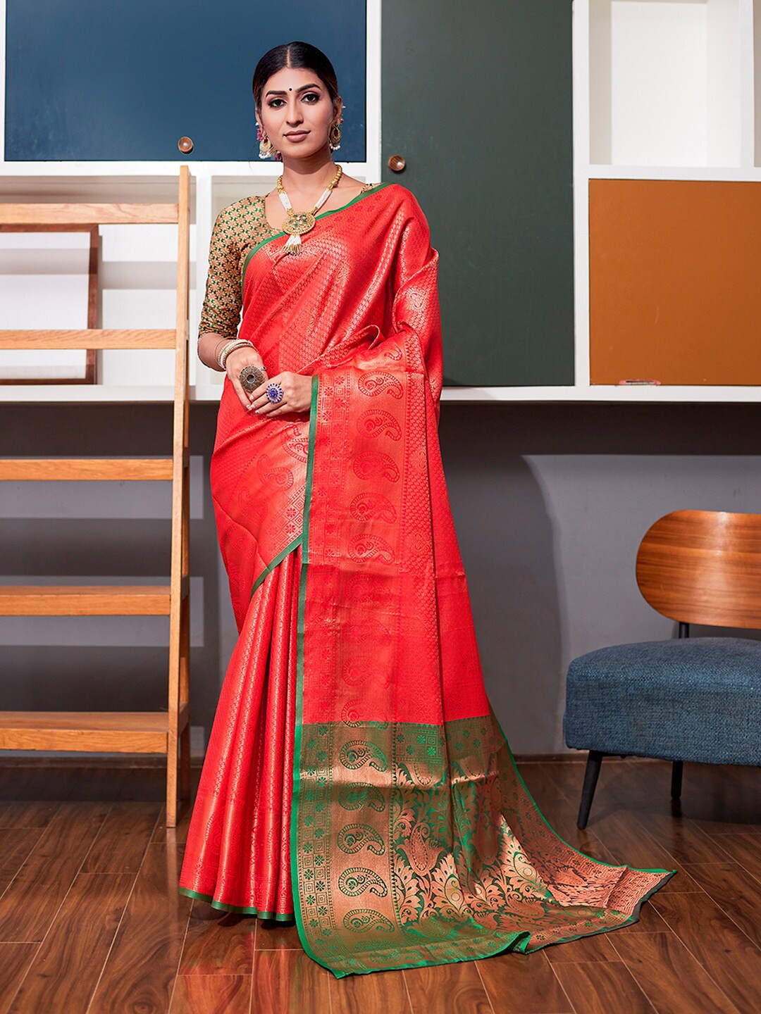 

JUST FASHION Woven Design Zari Art Silk Kanjeevaram Saree, Red