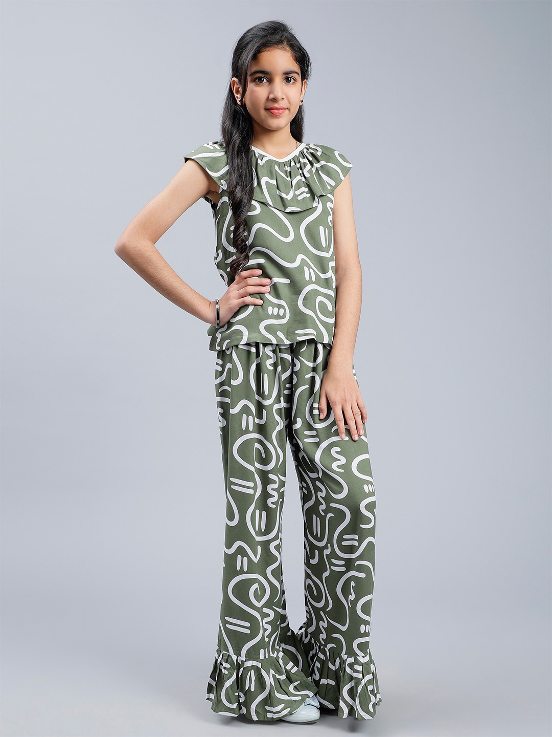 

Unique Designers Girls Printed Top With Palazzos, Green