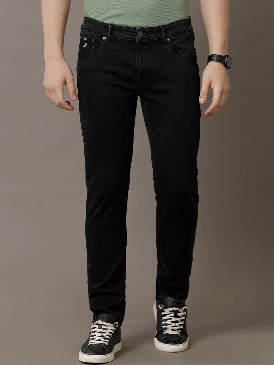 

Double Two Men Lean Clean Look Mid-Rise Slim Fit Jeans, Black