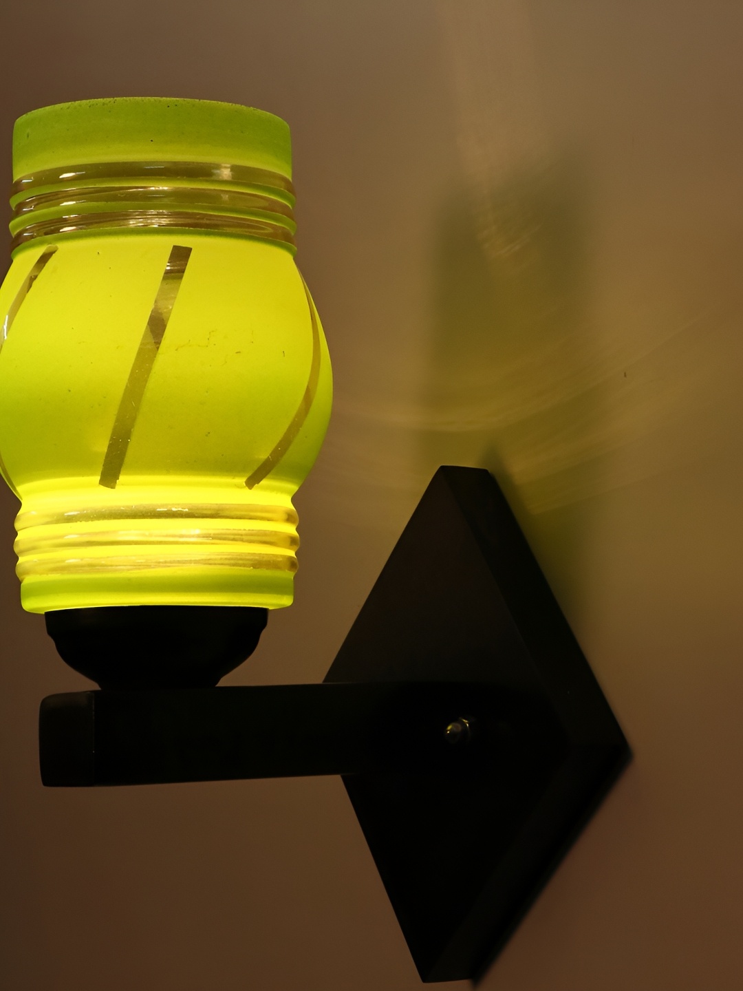 

1ST TIME Green Printed Glass Traditional Abstract Shaped Shaped Wall Lamp