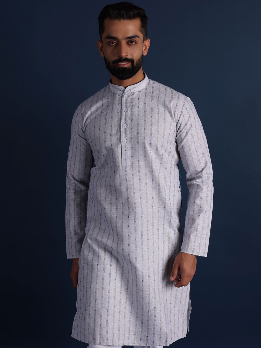 

Lightpole Striped Woven design Mandarin Collar Straight Kurta, Grey