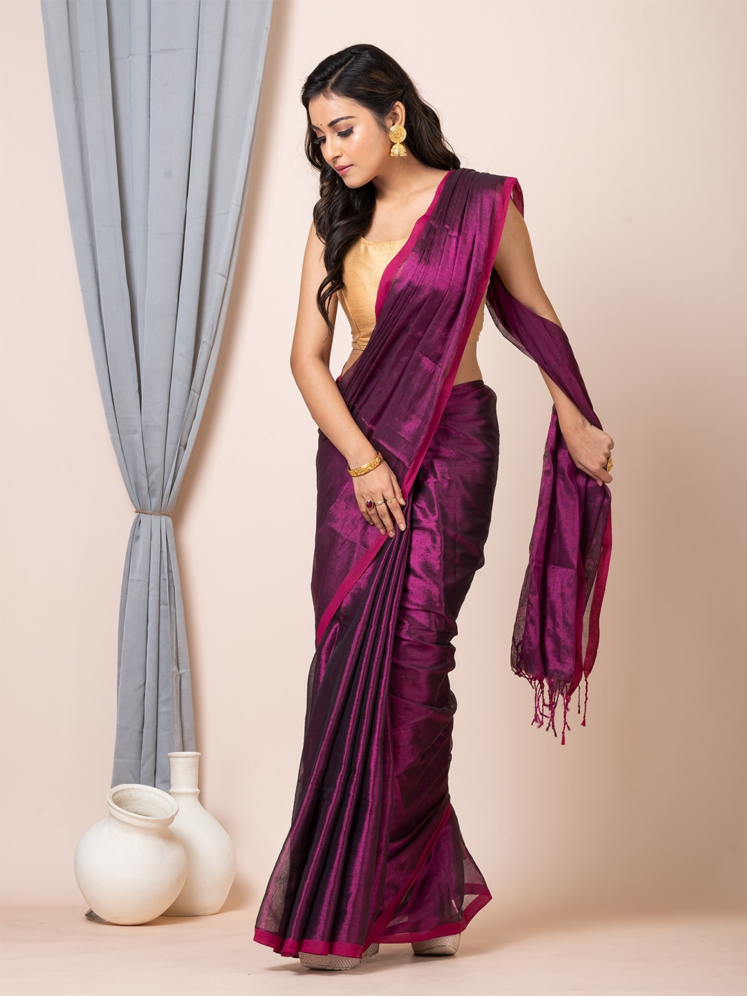 

HOUSE OF ARLI Tissue Saree, Magenta