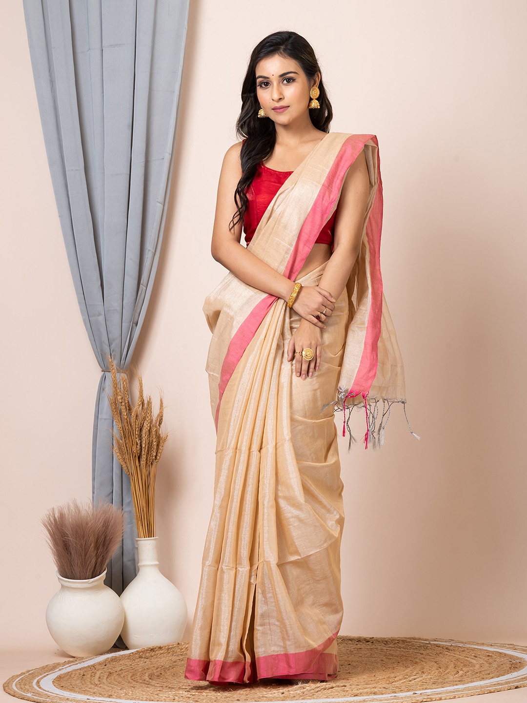 

HOUSE OF ARLI Silk Cotton Saree, Cream