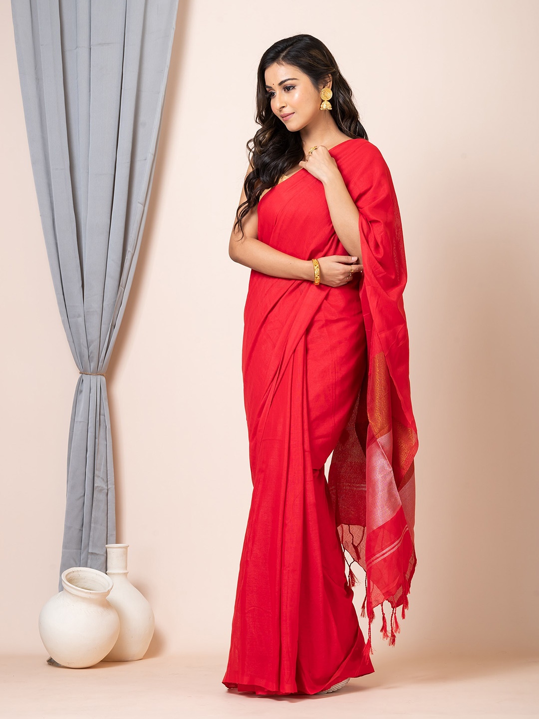 

HOUSE OF ARLI Saree, Red