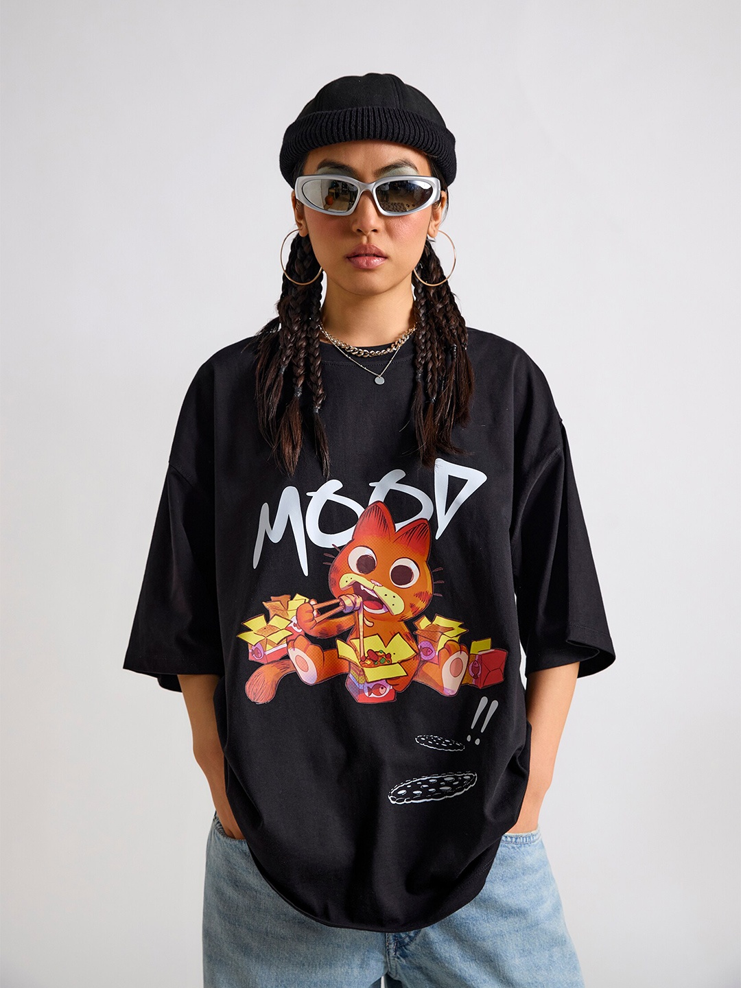 

THE CLOTHING FACTORY Graphic Garfield Printed Cotton Oversized Round Neck T-shirt, Black