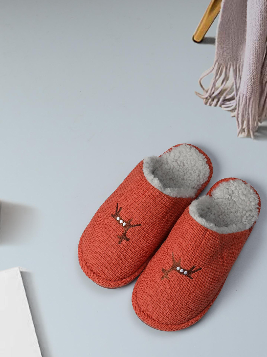 

Mast & Harbour Women Winter Room Slippers, Red