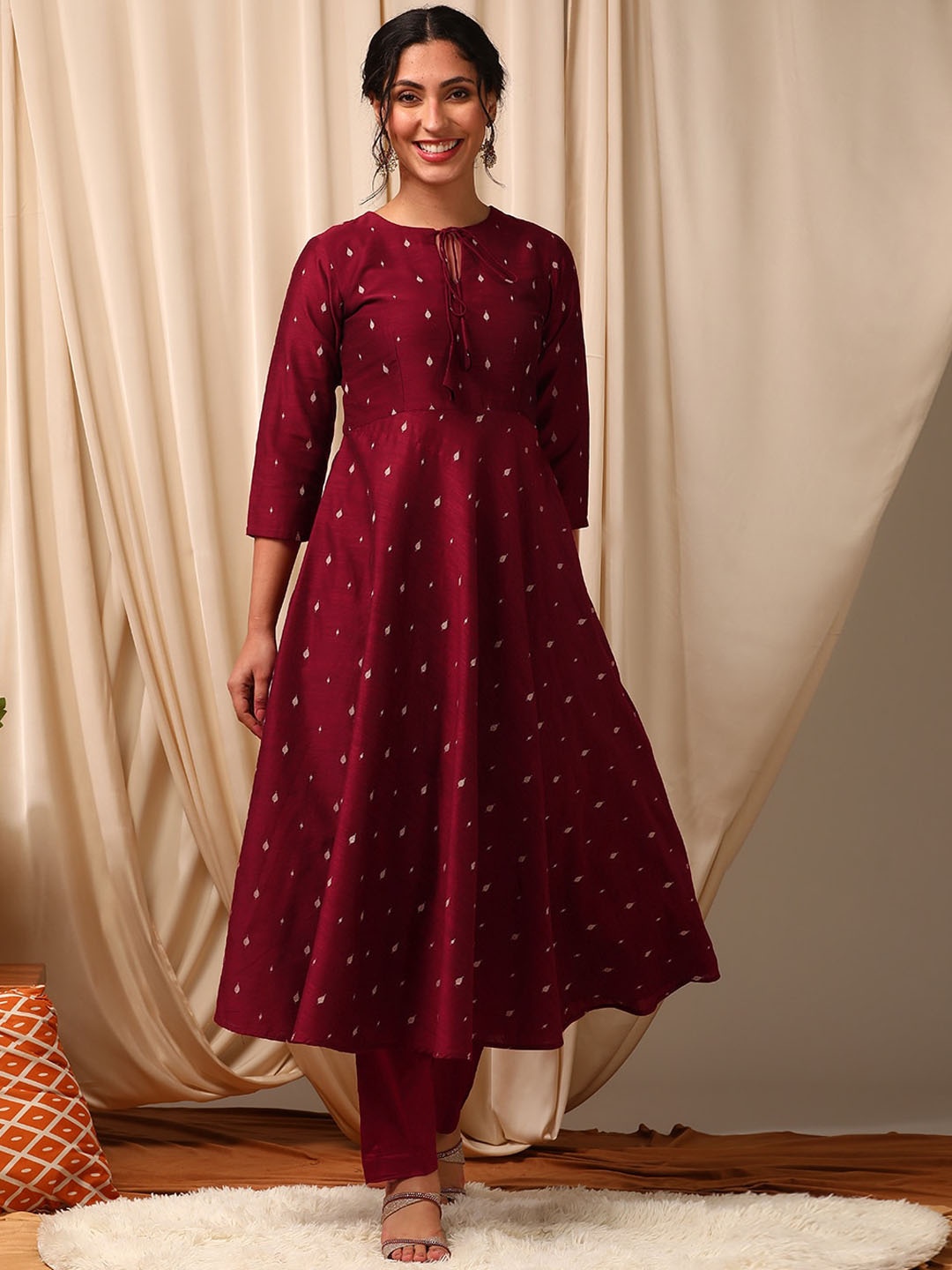 

Inddus Ethnic Motifs Printed Tie-Up Neck Anarkali Kurta, Maroon