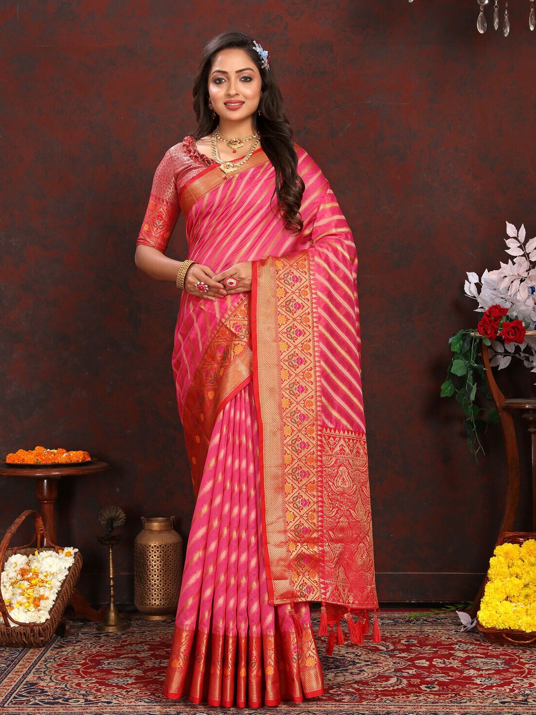 

CATCHY FOREVER Striped Woven Design Zari Banarasi Saree, Pink