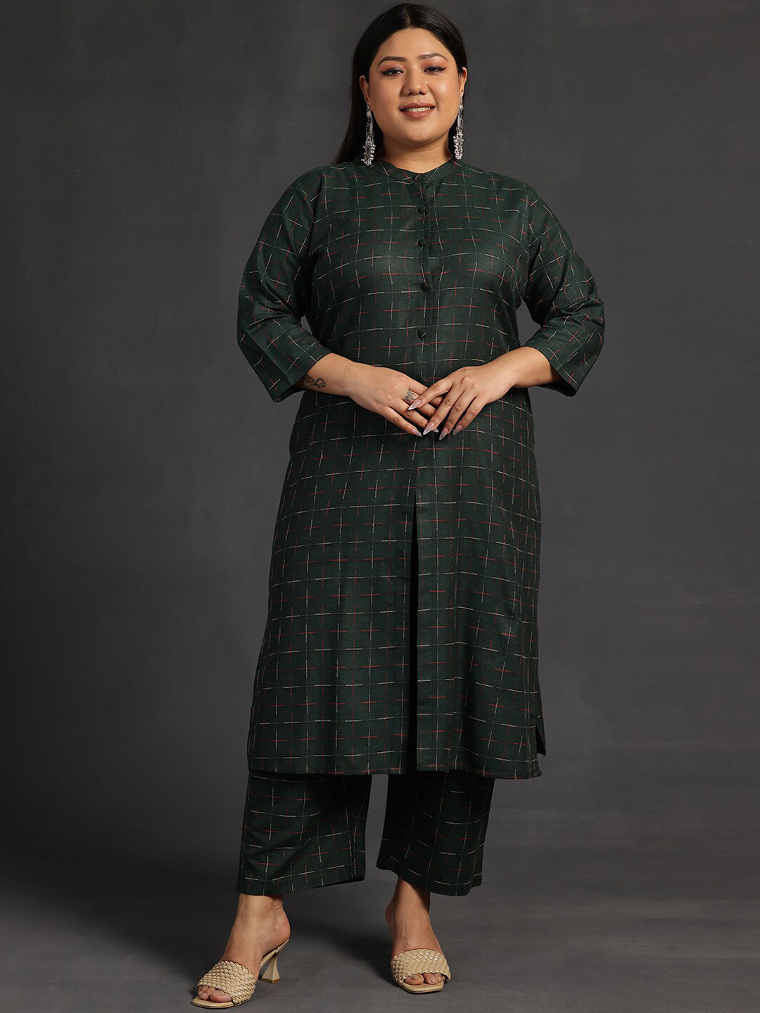 

EXTRA LOVE BY LIBAS Plus Size Woven Designed Straight Kurta with Trousers, Green
