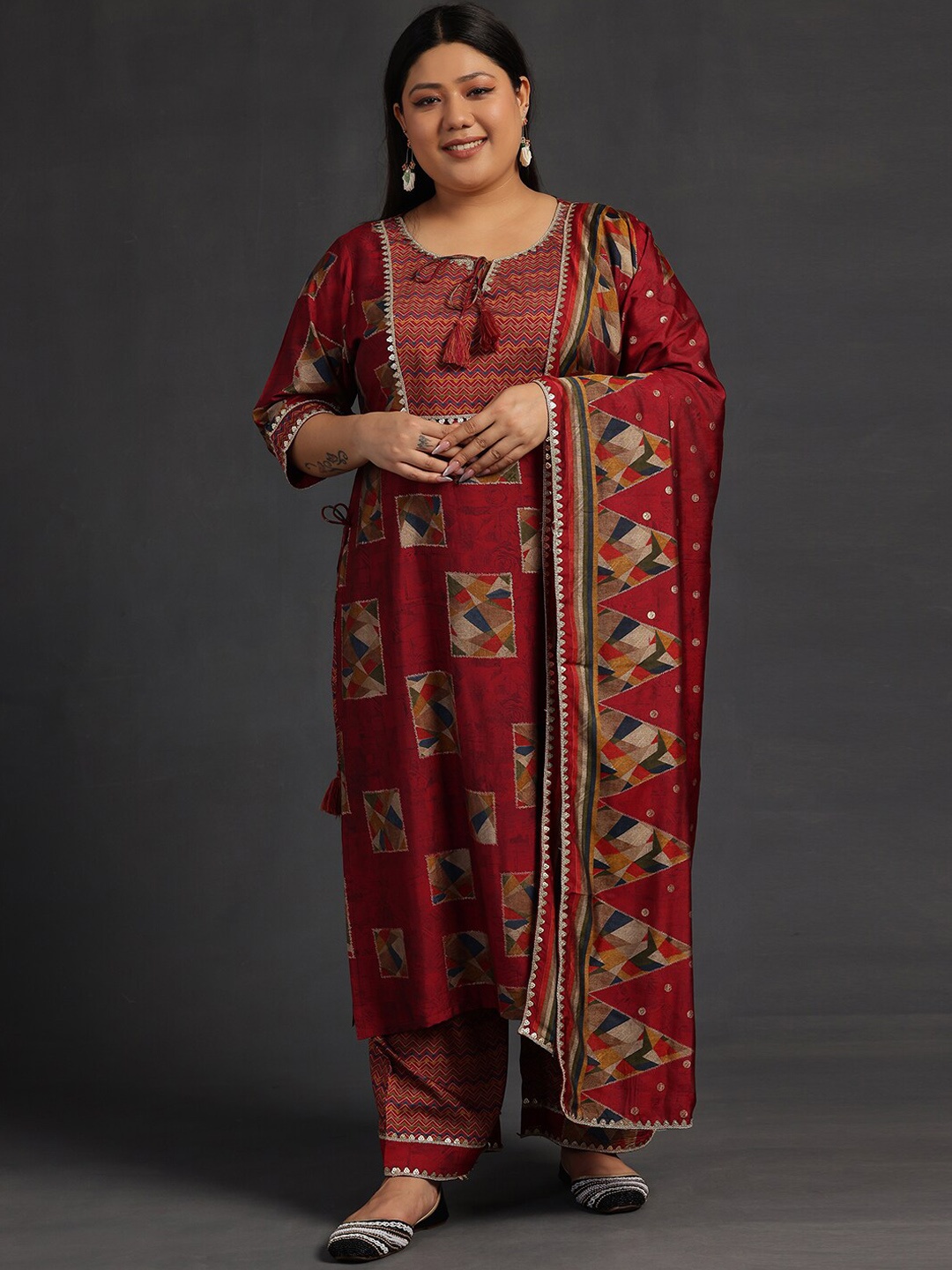 

EXTRA LOVE BY LIBAS Plus Size Printed Sequinned Straight Kurta with Palazzos & Dupatta, Maroon