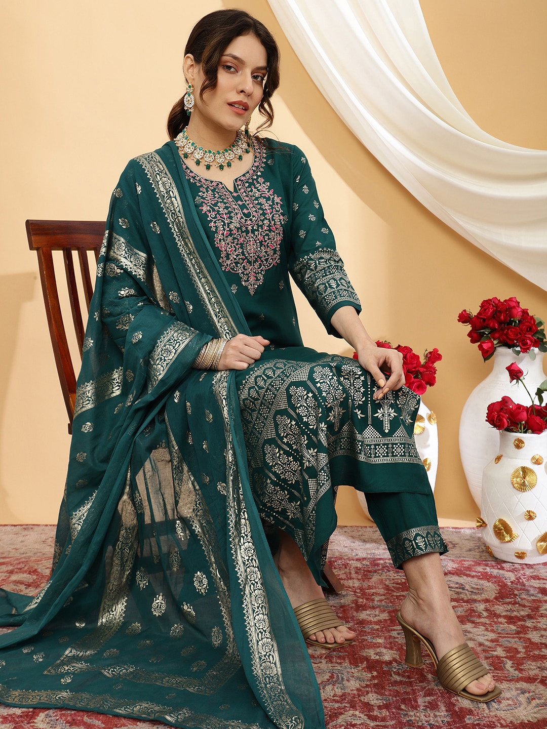 

Sangria Floral Printed Embroidered Notch Neck Straight Kurta With Trouser & Dupatta Set, Green