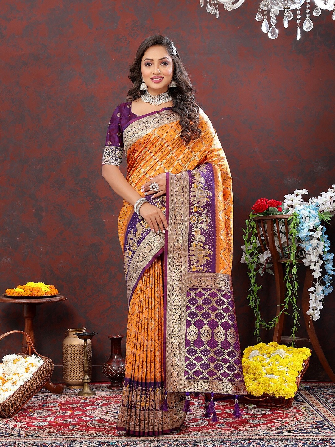 

MARGI DESIGNERS Ethnic Motif Woven Design Zari Patola Saree, Yellow