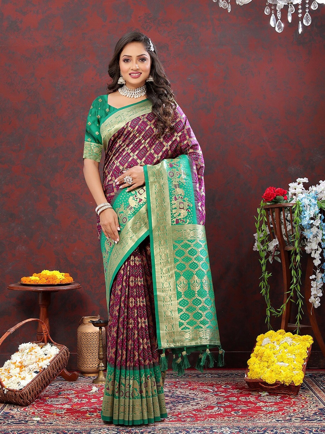 

MARGI DESIGNERS Woven Design Zari Kanjeevaram Saree, Purple