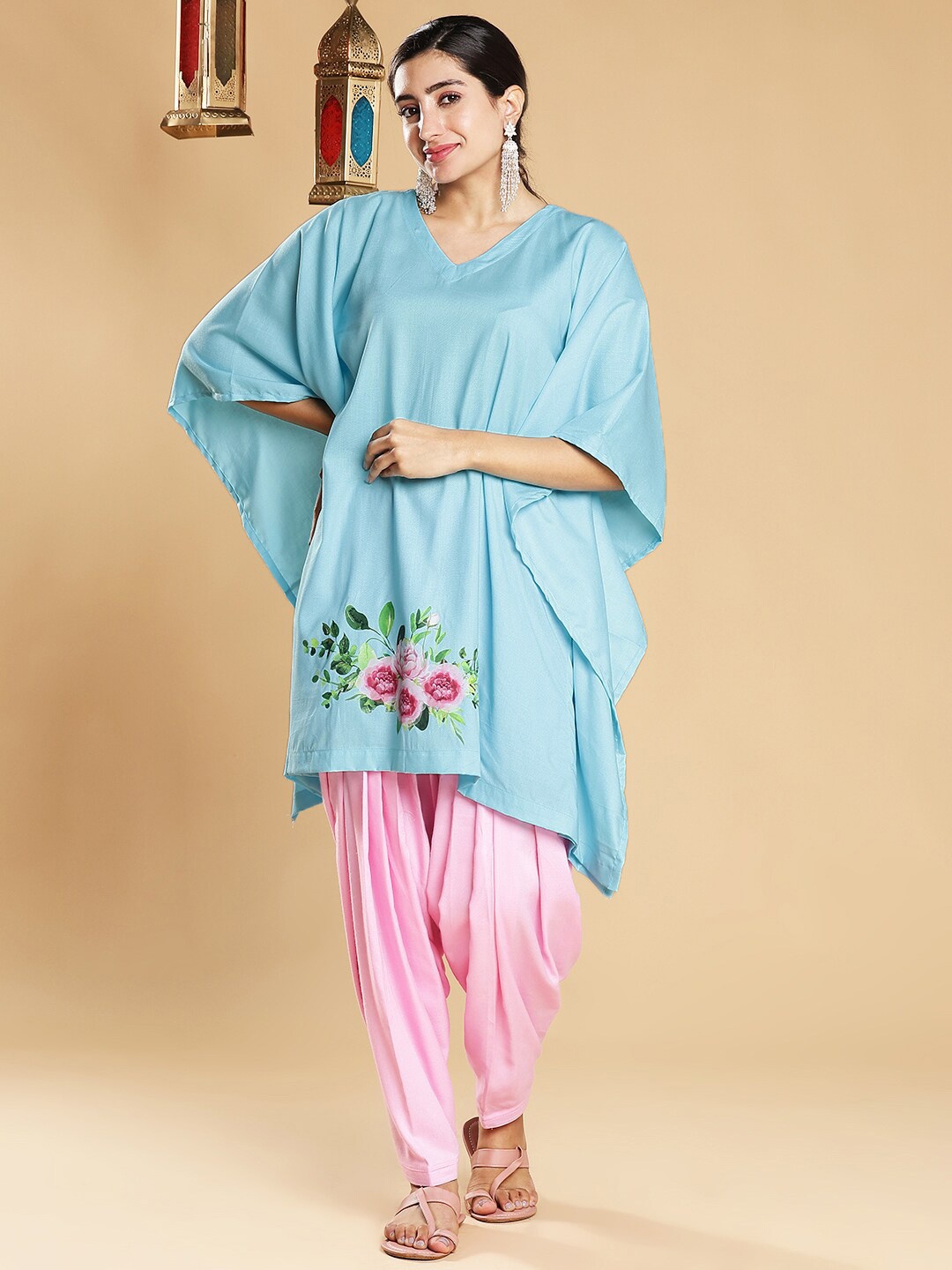 

LetsDressUp Floral Printed V-Neck Flared Sleeves Kaftan Kurti, Blue