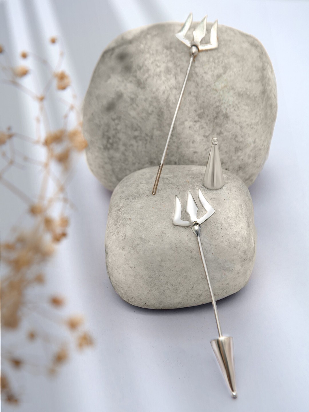 

Neeta Boochra 925 Sterling Silver Contemporary Drop Earrings