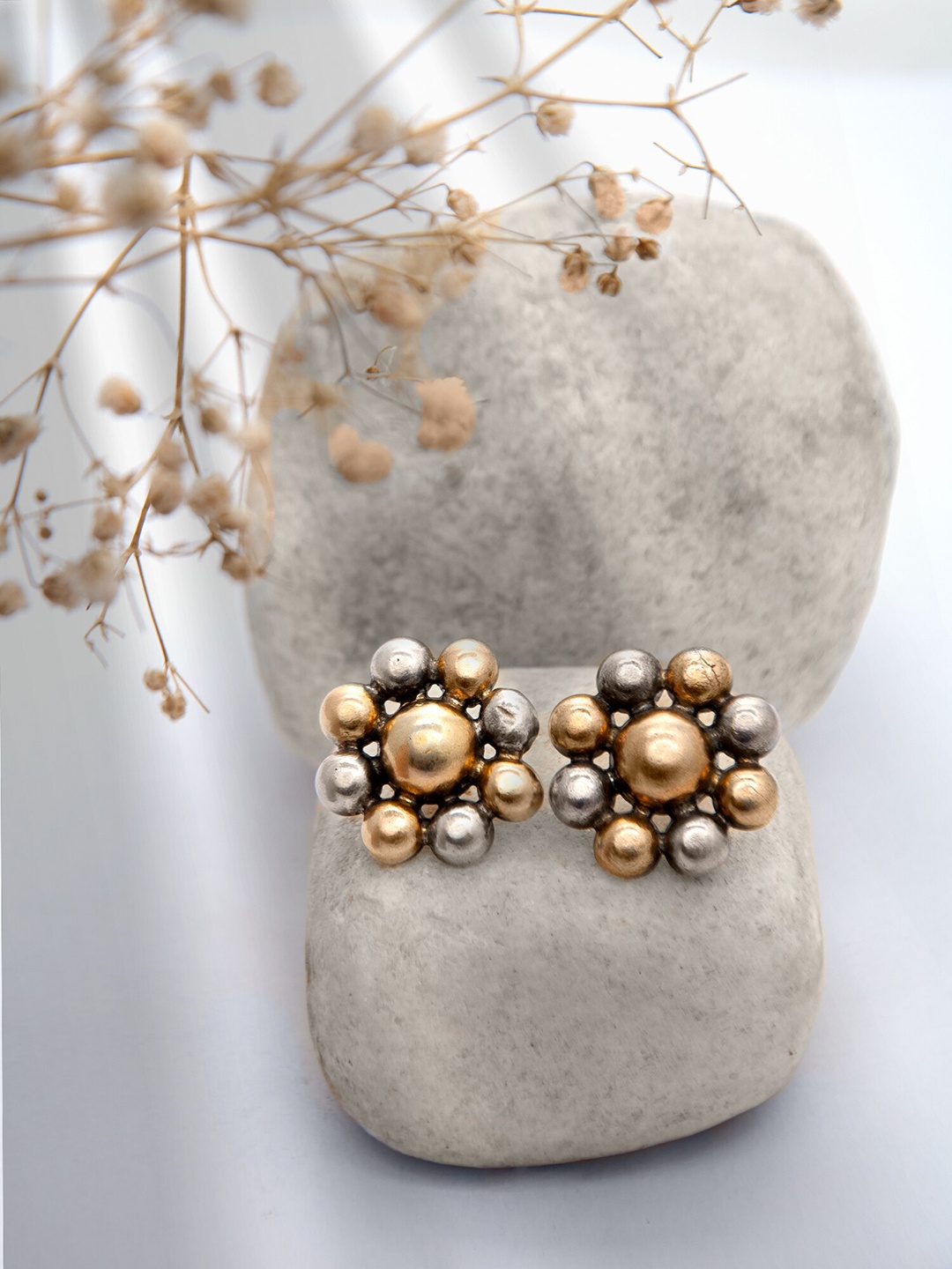 

Neeta Boochra 22K Gold-Plated 925 Sterling Silver Contemporary Studs Earrings