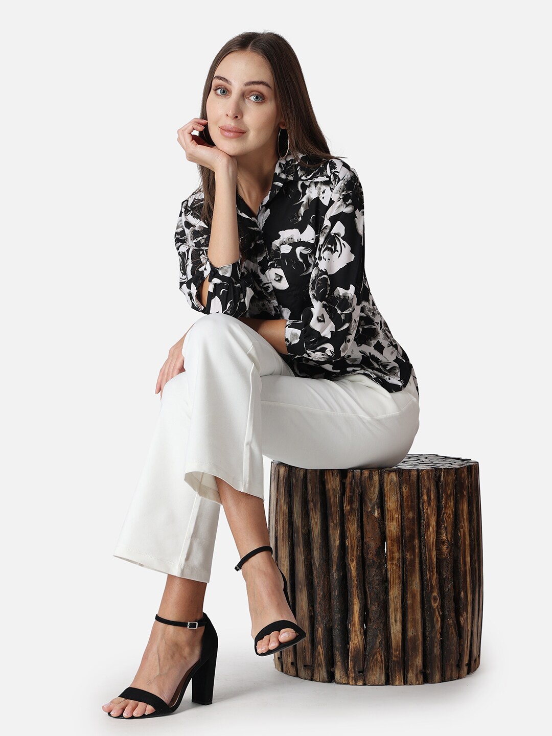 

SCORPIUS Abstract Printed Shirt Style Top, Black