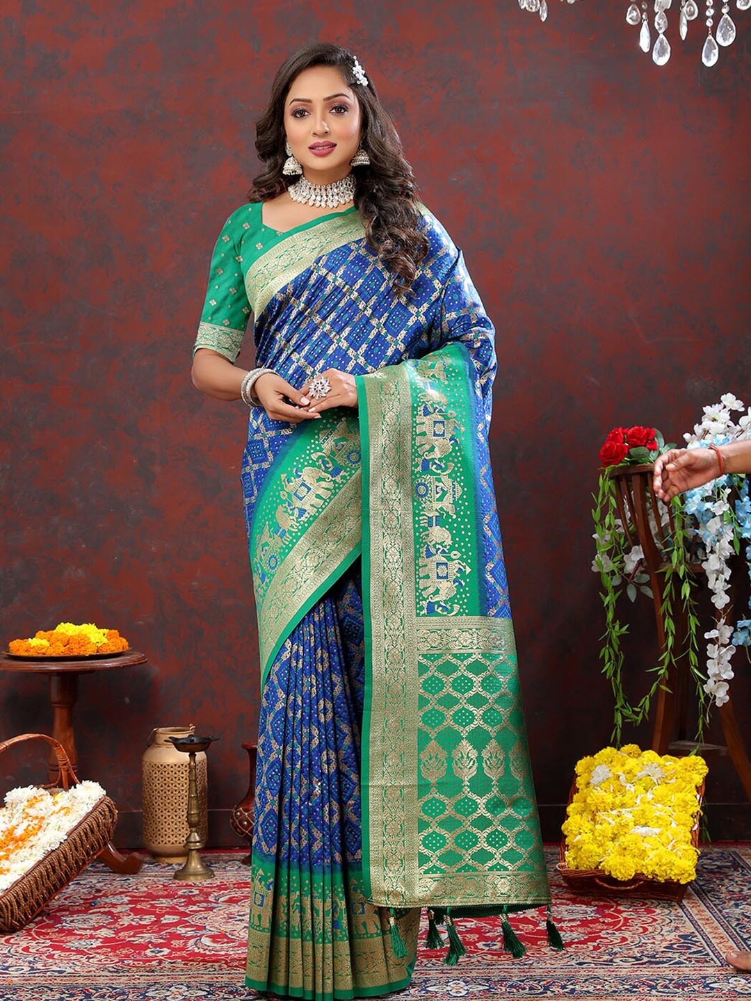 MARGI DESIGNERS Woven Design Zari Patola Saree, Blue