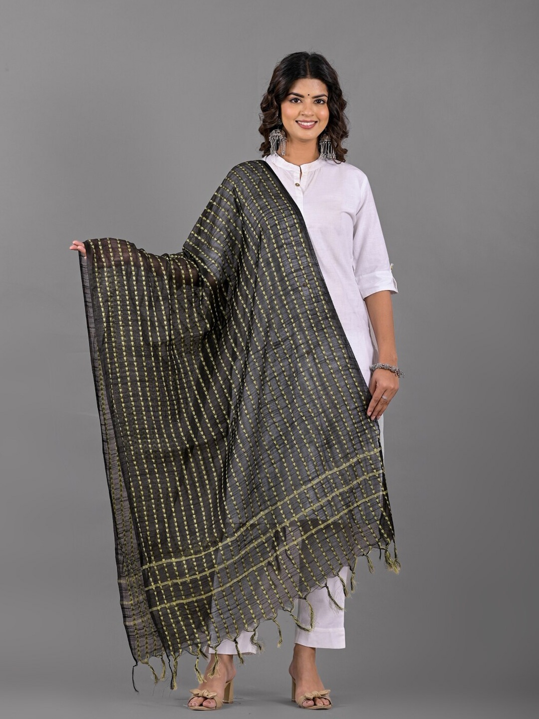 

Apratim Striped Embroidered Dupatta, Black