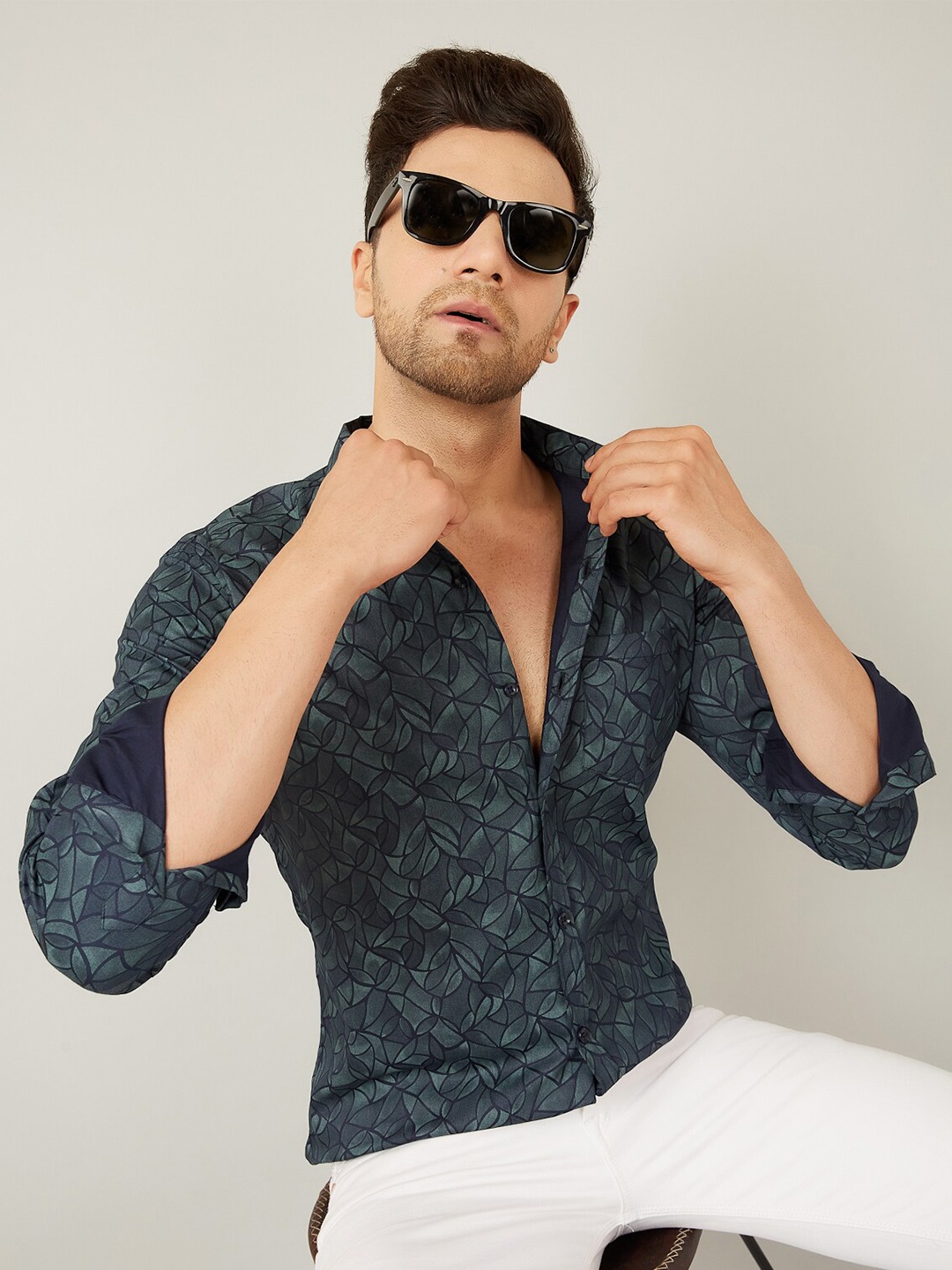LOUIS MONARCH Comfort Floral Printed Spread Collar Long Sleeves Cotton Casual Shirt, Green