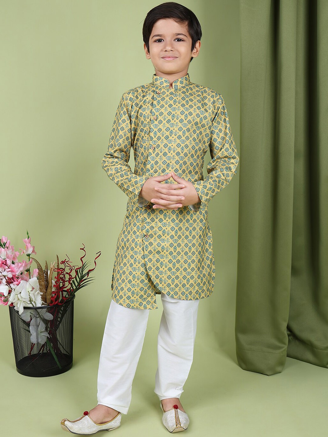 

TABARD Boys Floral Printed Kurta, Yellow