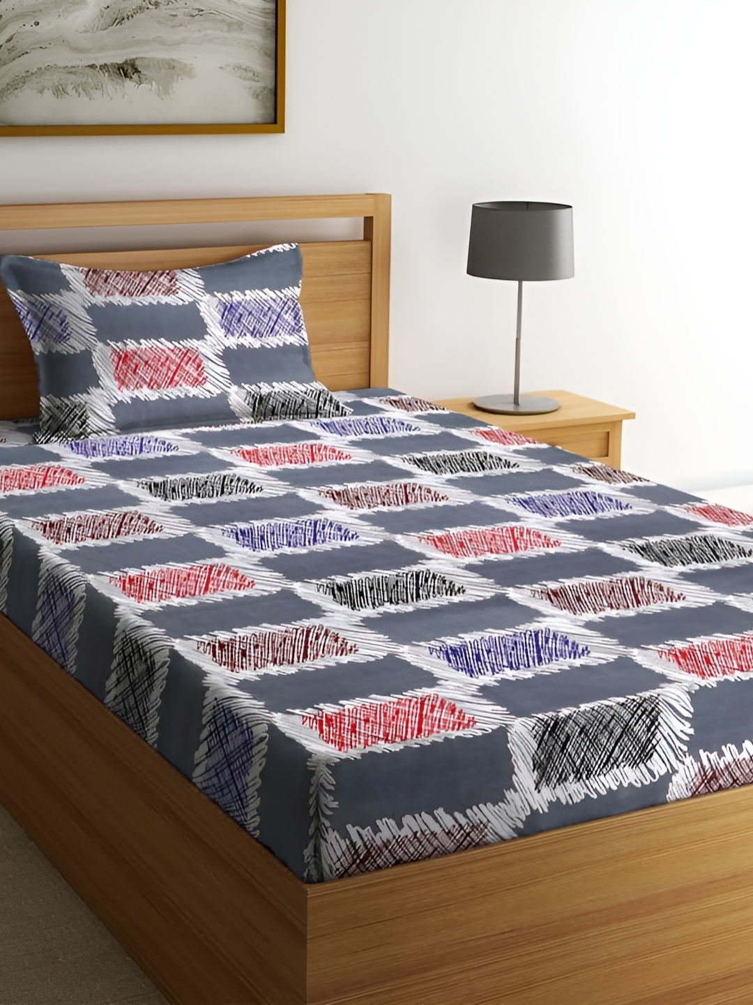 

Innovative Edge Red & Grey160 TC Cotton Fitted Single Bedsheet with 1 Pillow Covers