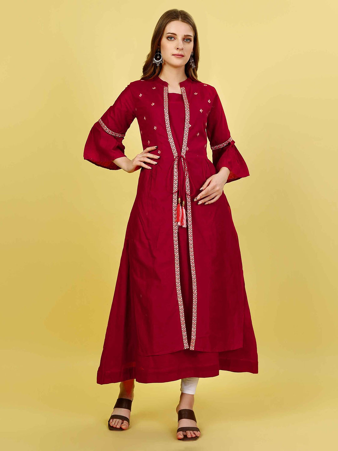 

Archittam Floral Embroidered Mandarin Collar Cotton Silk A-Line Kurta With Shrug, Maroon