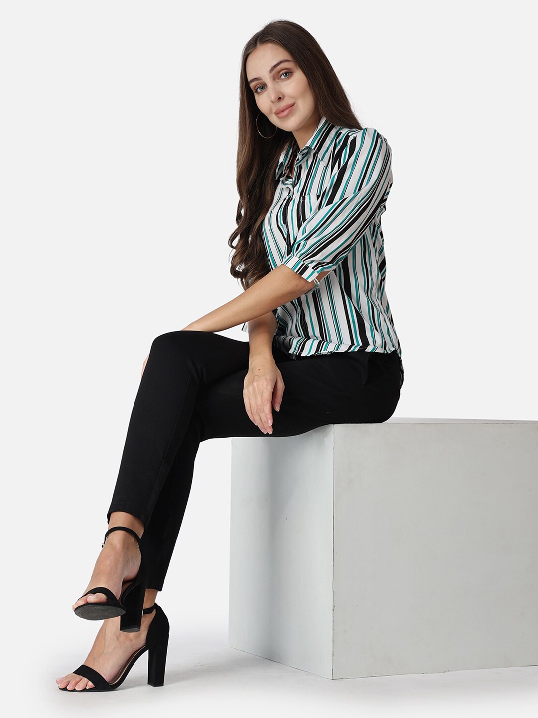 

SCORPIUS Classic Vertical Striped Casual Shirt, Blue