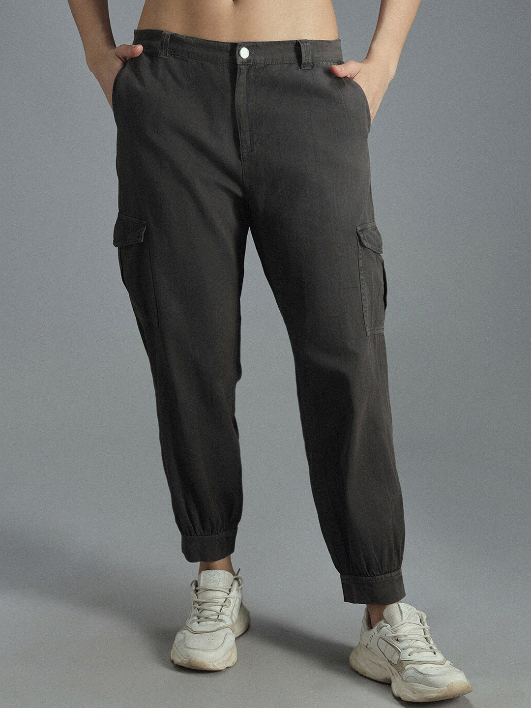 

High Star Women Relaxed Straight Leg High-Rise Plain Joggers, Grey