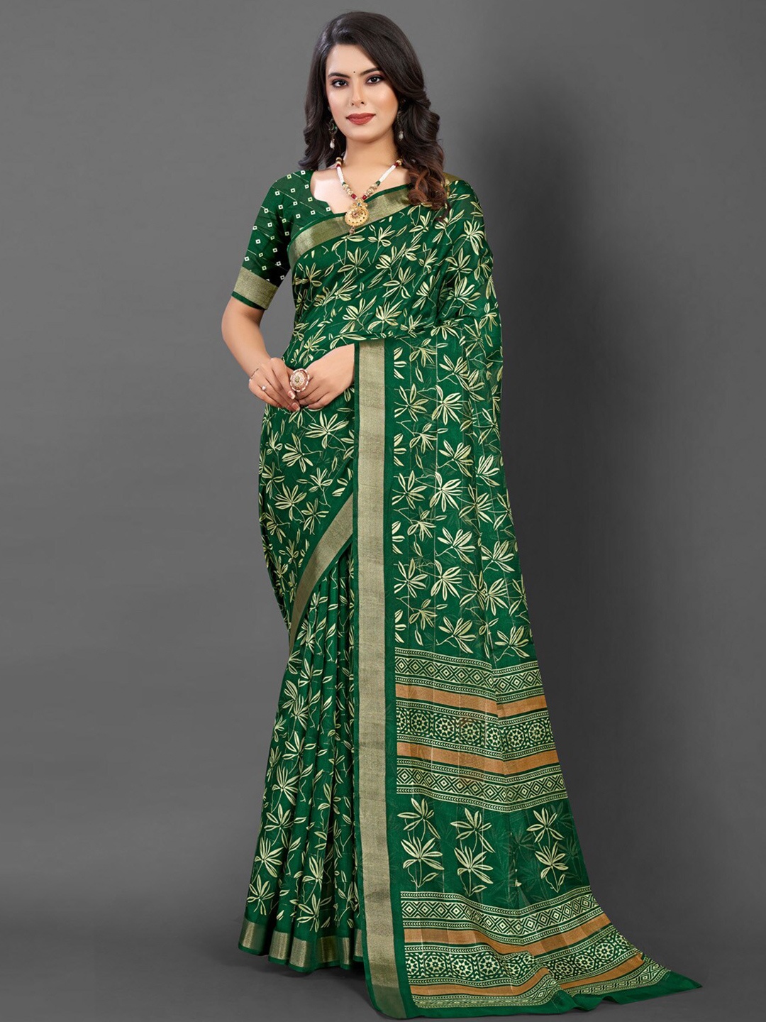 

Mitera Floral Printed Zari Saree, Green