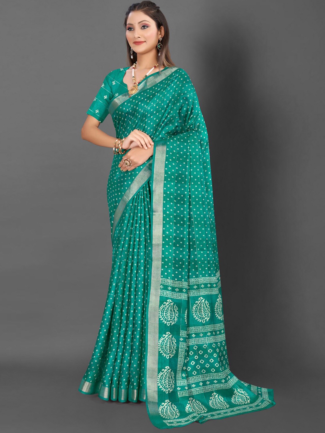 

Mitera Printed Zari Bandhani Saree, Blue