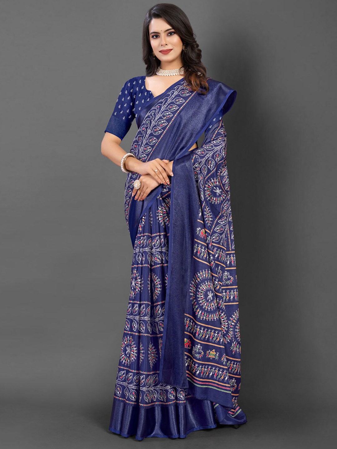 

Mitera Ethnic Motifs Printed Saree, Navy blue