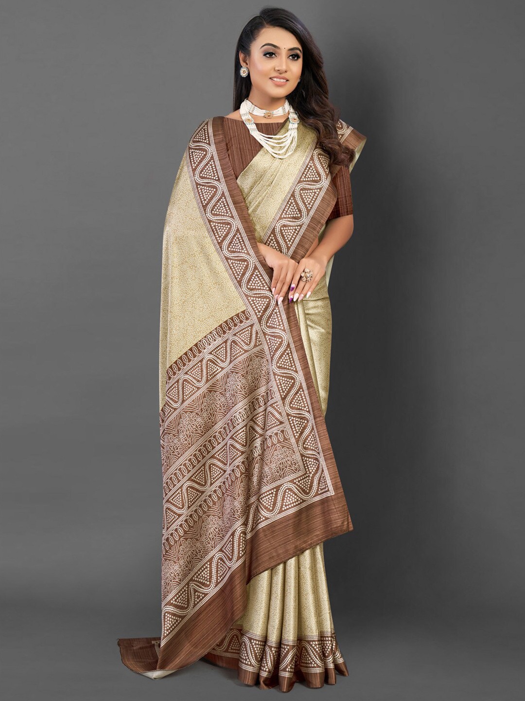 

Mitera Ethnic Motifs Printed Satin Saree, Beige